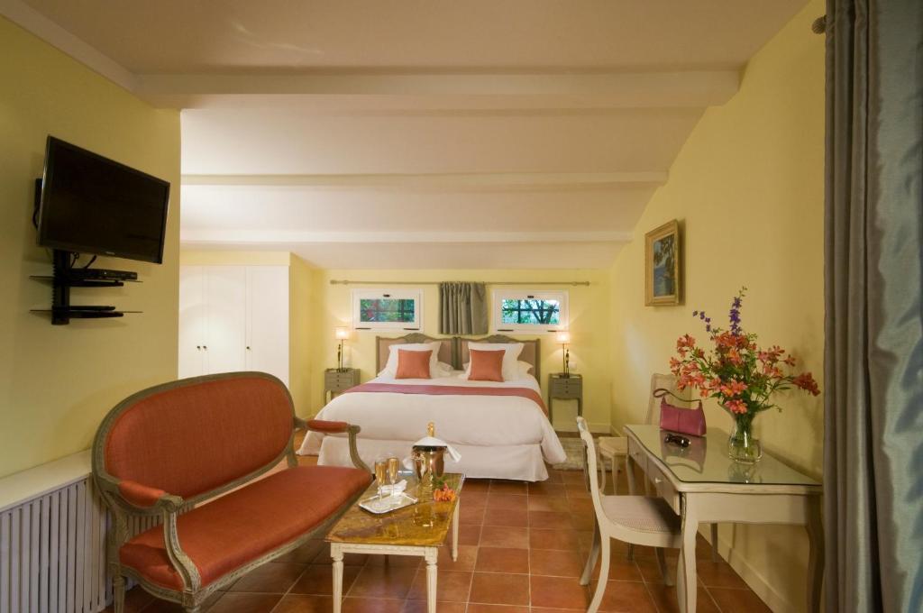 Le Mas Du Chanoine Saint-Paul-de-Vence Room photo