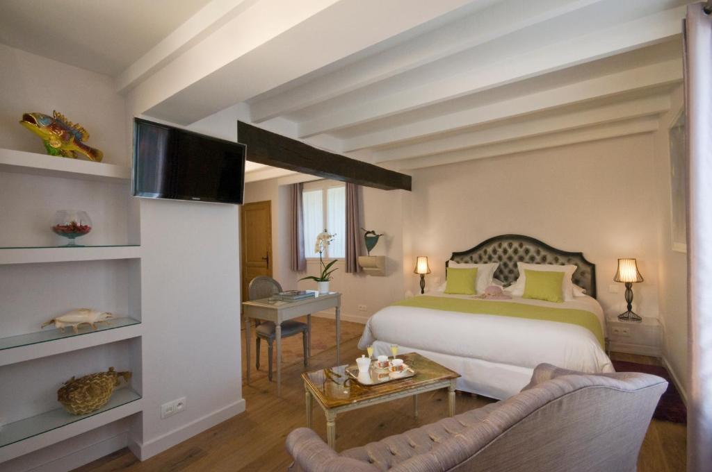 Le Mas Du Chanoine Saint-Paul-de-Vence Room photo