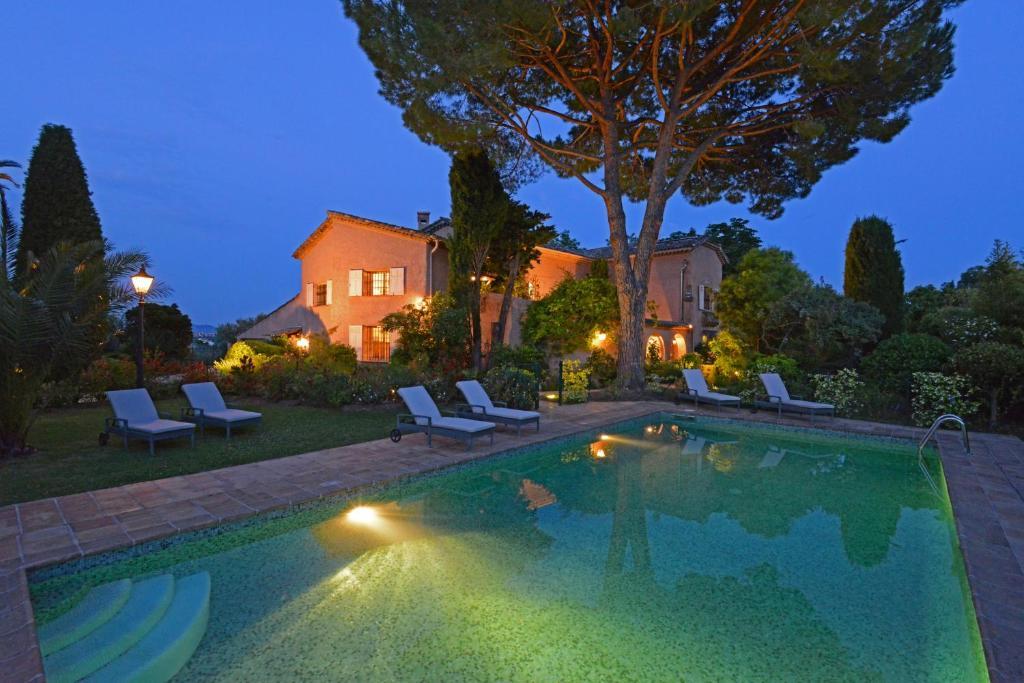 Le Mas Du Chanoine Saint-Paul-de-Vence Exterior photo